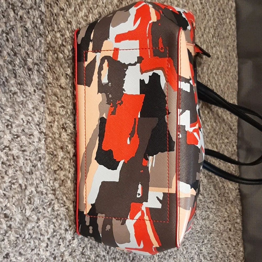 Colorful And Klein Handbag/Purse - Picture 9 of 9